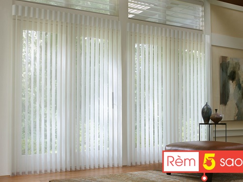 Rèm lá dọc tiện đụng, dễ sử dụng