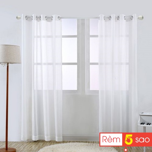 Rèm cửa bằng vải voan nhẹ nhàng